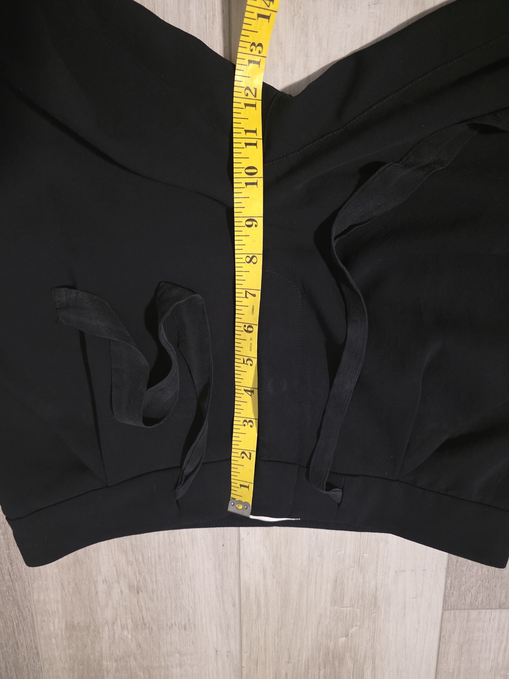Aritzia Wilfred Allant Pant Tie Waist Cropped Pants Size 6 Black - Picture 10 of 12